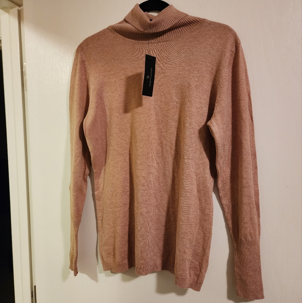Worthington camel heather turtleneck NWT Large